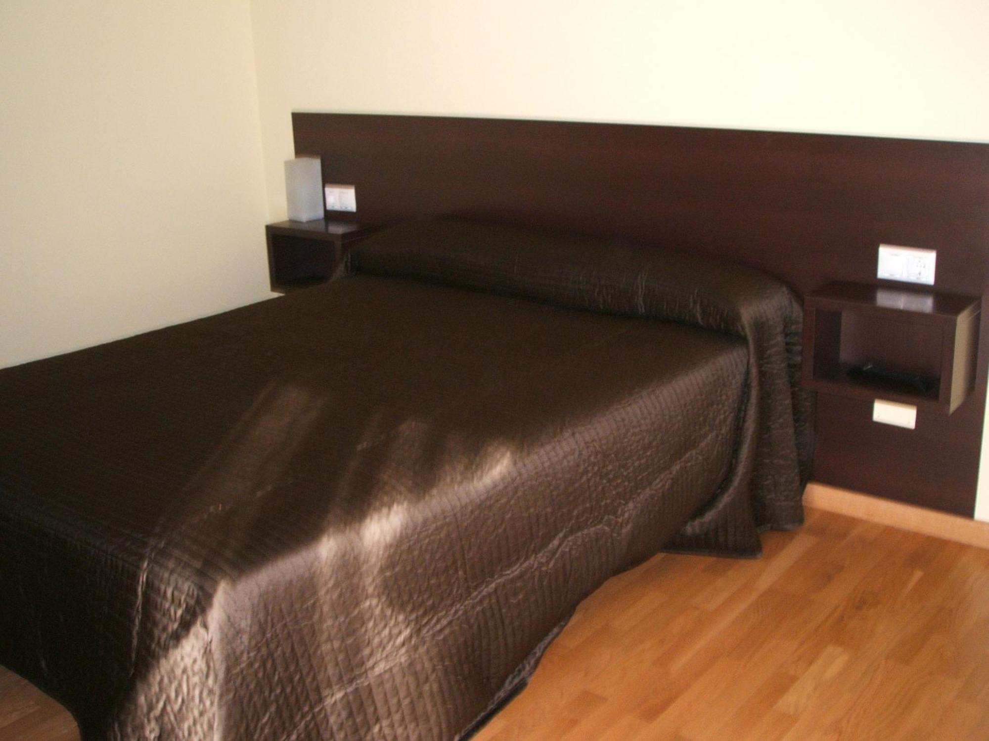 Hostal Casasnovas ซีเญดา ภายนอก รูปภาพ