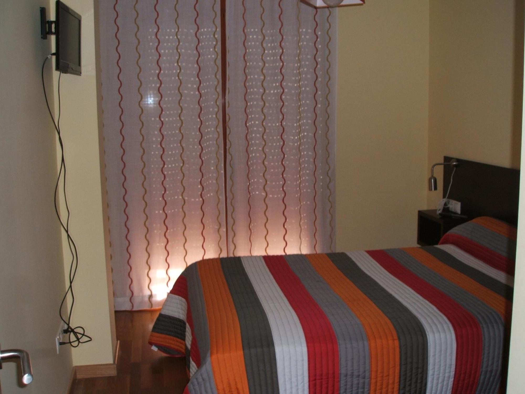 Hostal Casasnovas ซีเญดา ภายนอก รูปภาพ