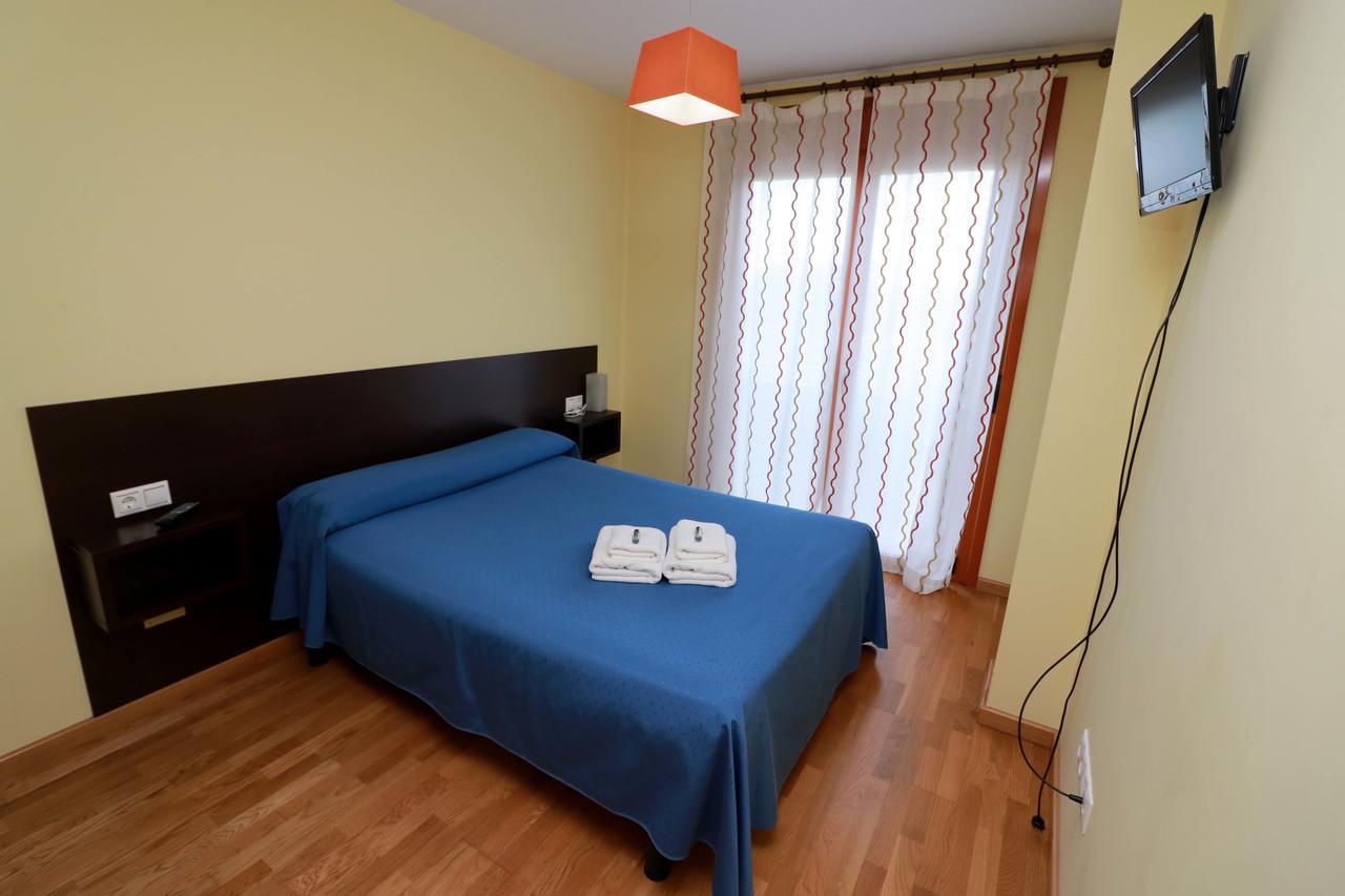 Hostal Casasnovas ซีเญดา ภายนอก รูปภาพ
